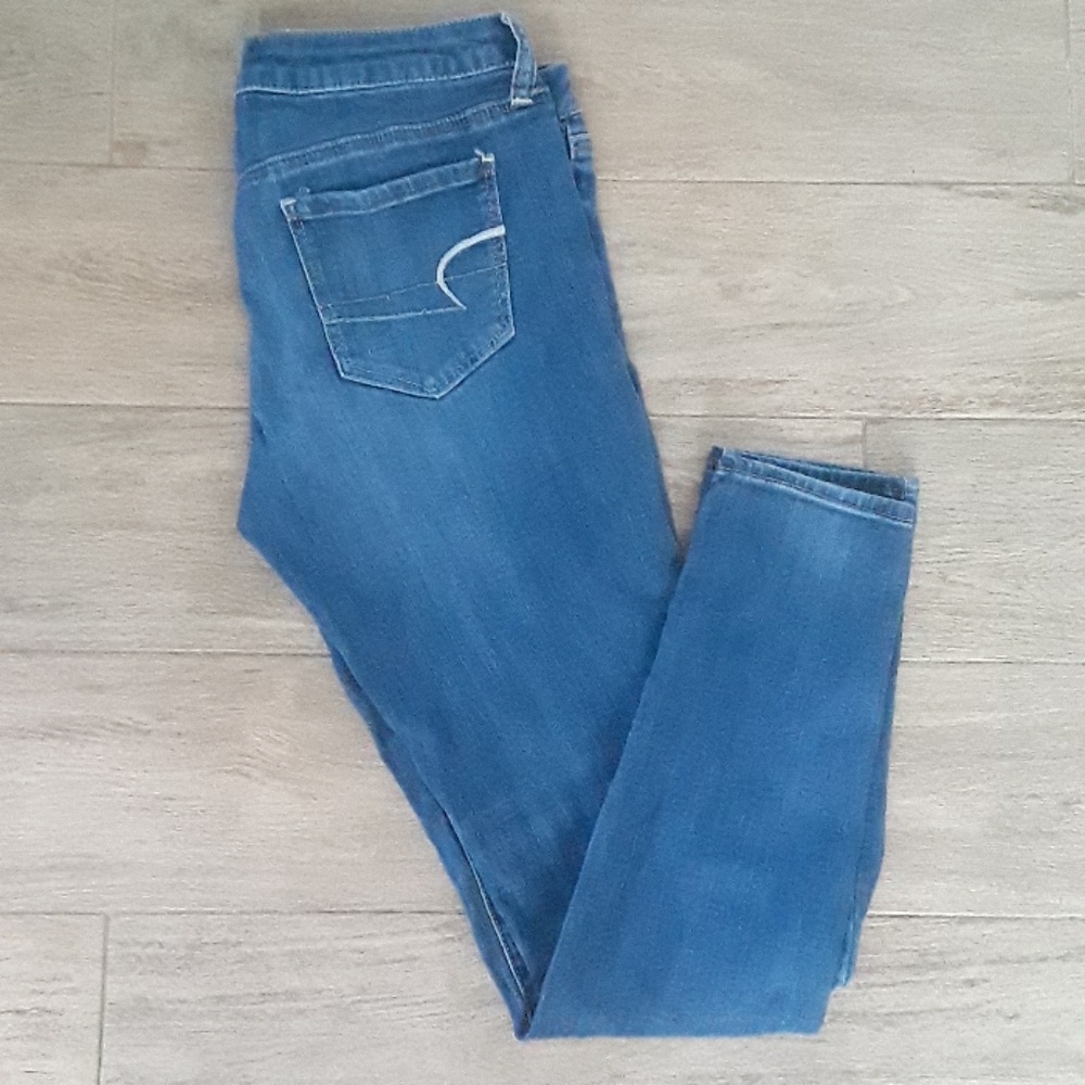 American Eagle low-rise jeggings